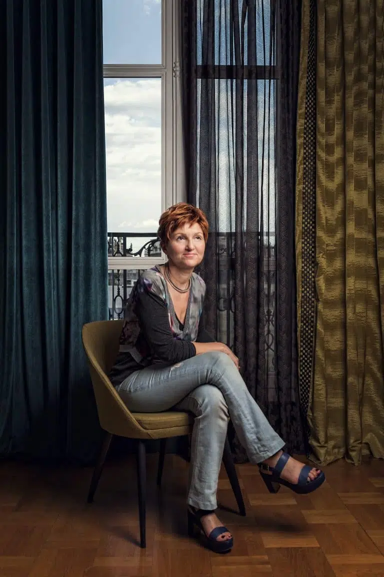 L'agence 8 etofea HD3 768x1152 1